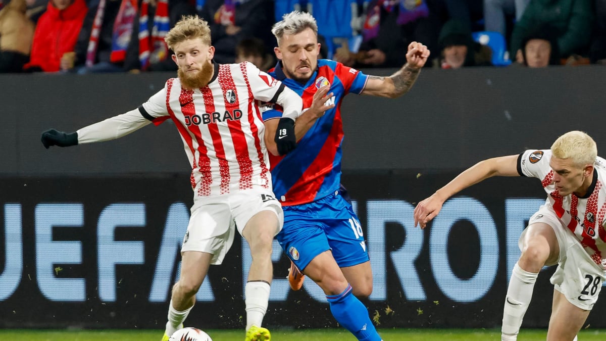 Manzambi-trifft-nur-den-Pfosten-Pilsen-und-Freiburg-trennen-sich-torlos