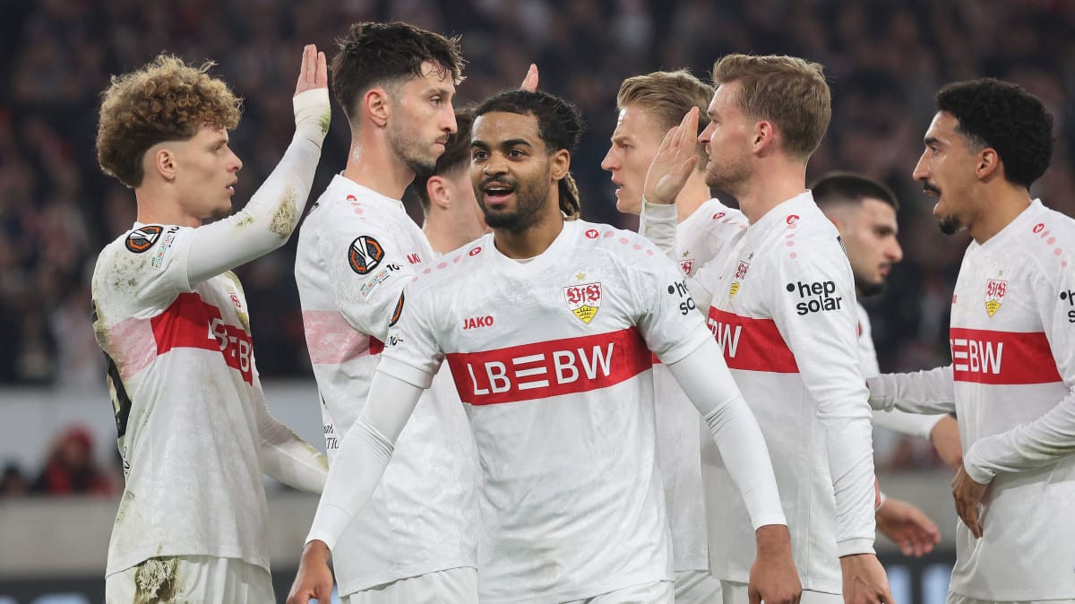 Assignons-Premierentor-leitet-ein-VfB-feiert-Pflichtsieg-gegen-Maccabi