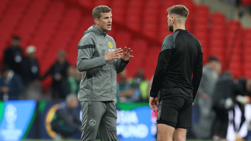 Genaue Anweisungen: Sven Bender (li.) mit Niclas Füllkrug vor dem Champions-League-Finale.