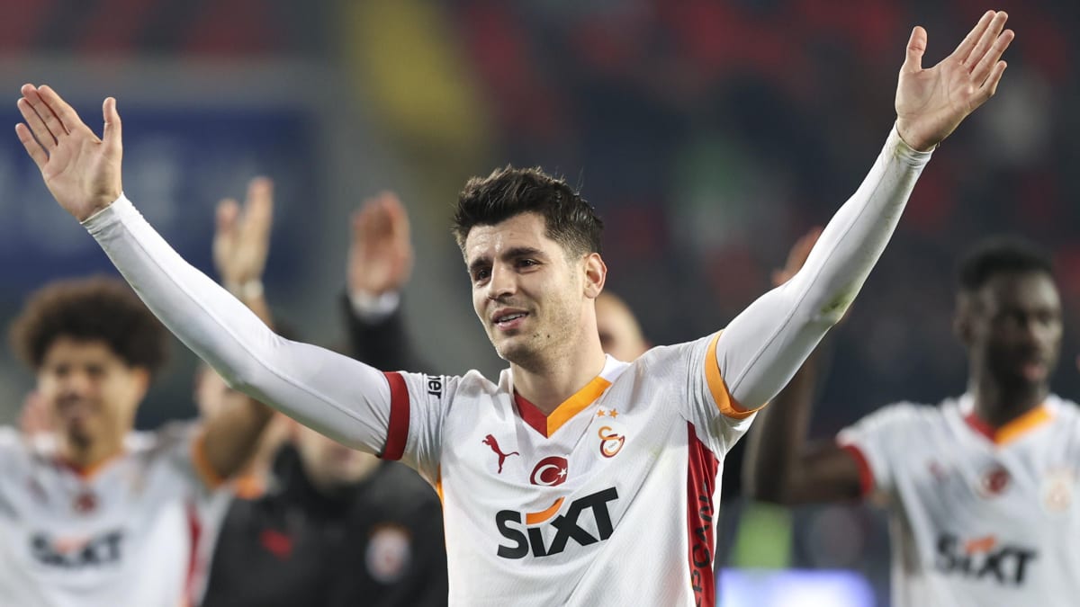 Wiedervereinigung-mit-Fabregas-Como-holt-Morata