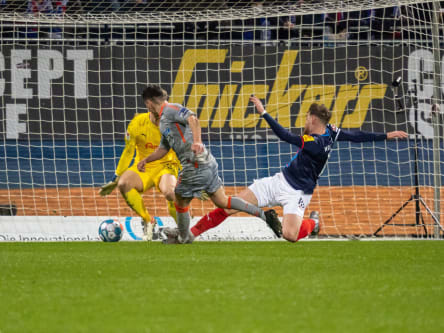 Marcel Mehlem SC Paderborn Simon Lorenz Holstein Kiel