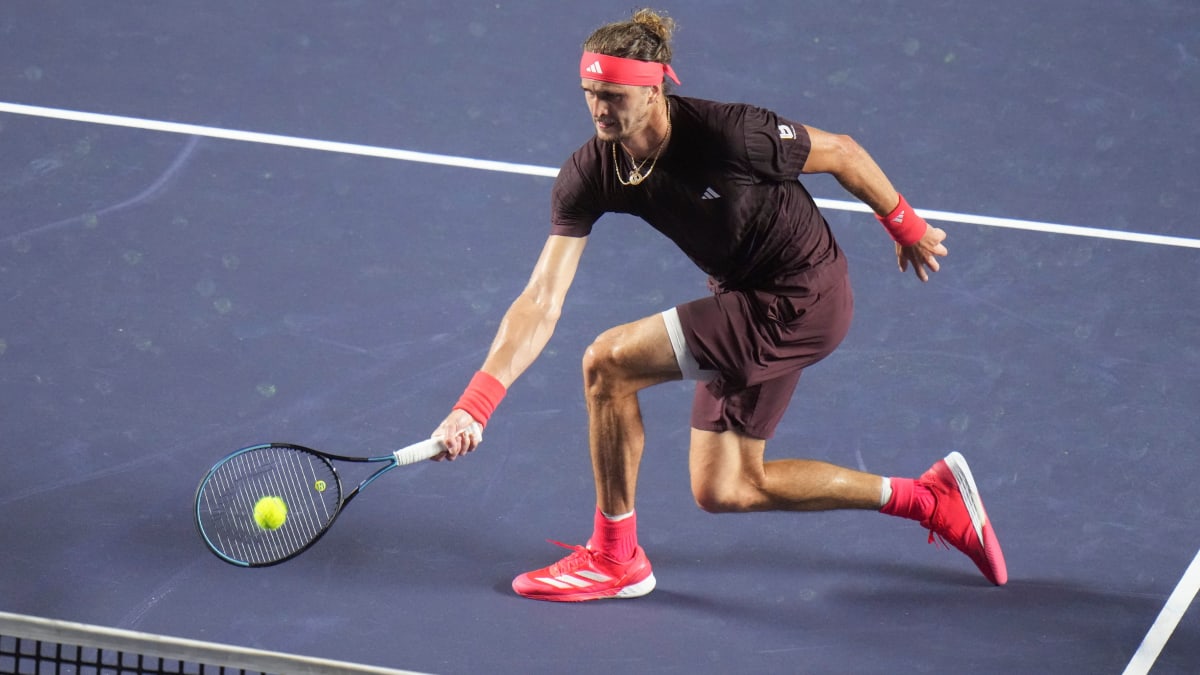 Zverev hat wieder Mühe: Dreisatzsieg gegen Arnaldi