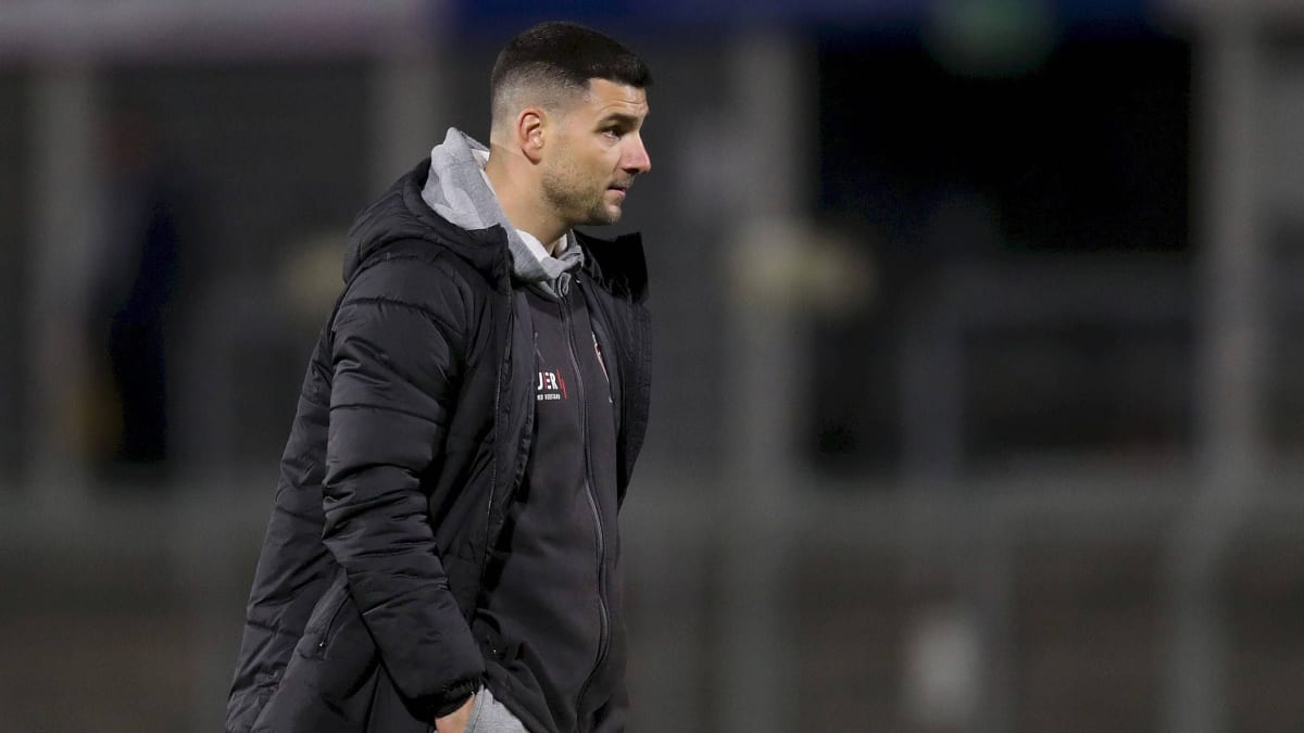 Zweitliga-Beben-trifft-auch-Buchbach-Petrovic-verl-sst-den-TSV-und-wird-Co-Trainer-beim-Kleeblatt