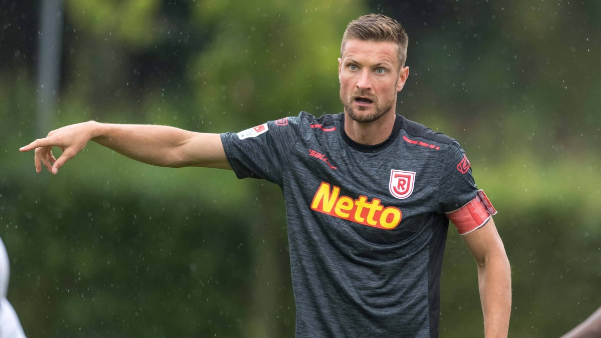 Palionis beendet Spielerkarriere beim SSV Jahn Regensburg kicker