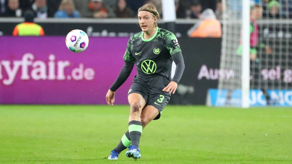 Wolfsburgs Sebastiaan Bornauw denkt positiv.