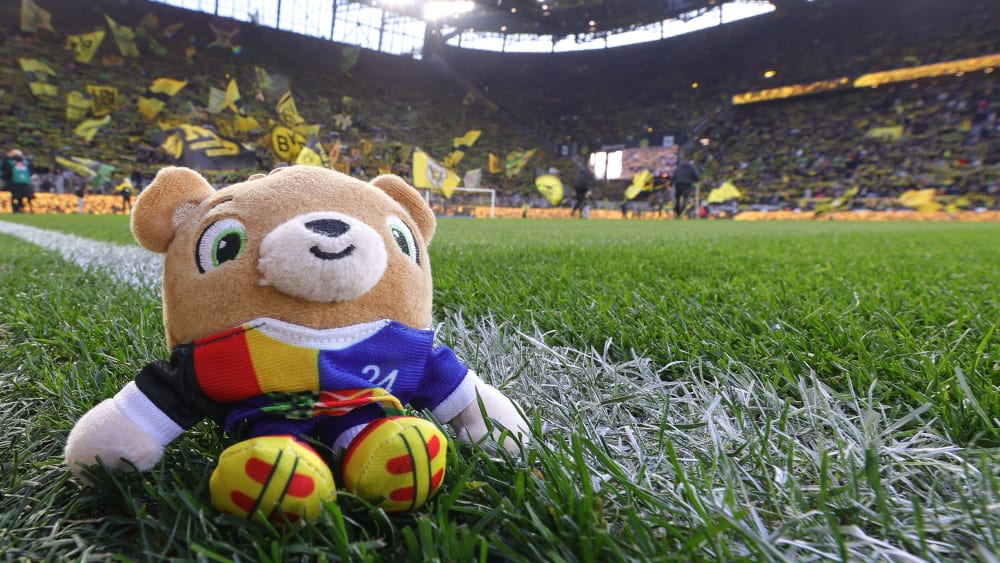 Maskottchen Albärt wird während der Europameisterschaft auch in Dortmund zu sehen sein.