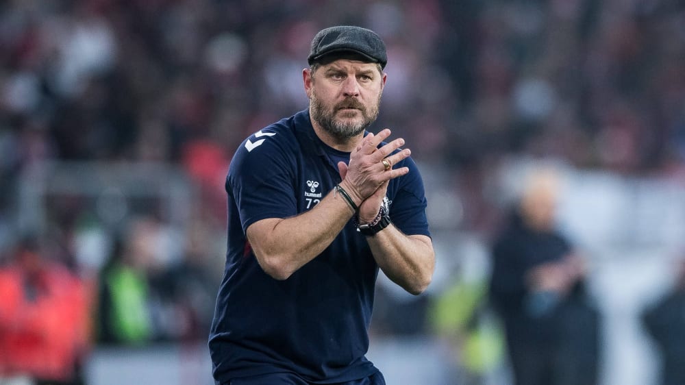 Musste in Freiburg bereits die neunte Saisonniederlage mit dem 1. FC Köln hinnehmen: Steffen Baumgart.