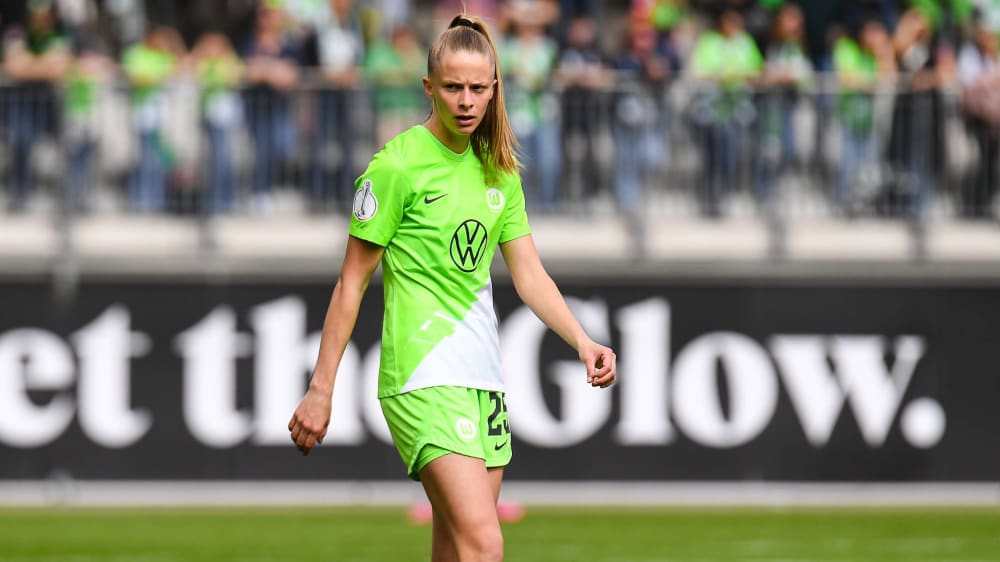 Angriff rechts: Vivien Endemann (VfL Wolfsburg)