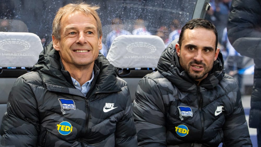 Sitzen nicht mehr gemeinsam auf der Bank: J&#252;rgen Klinsmann und Alexander Nouri.