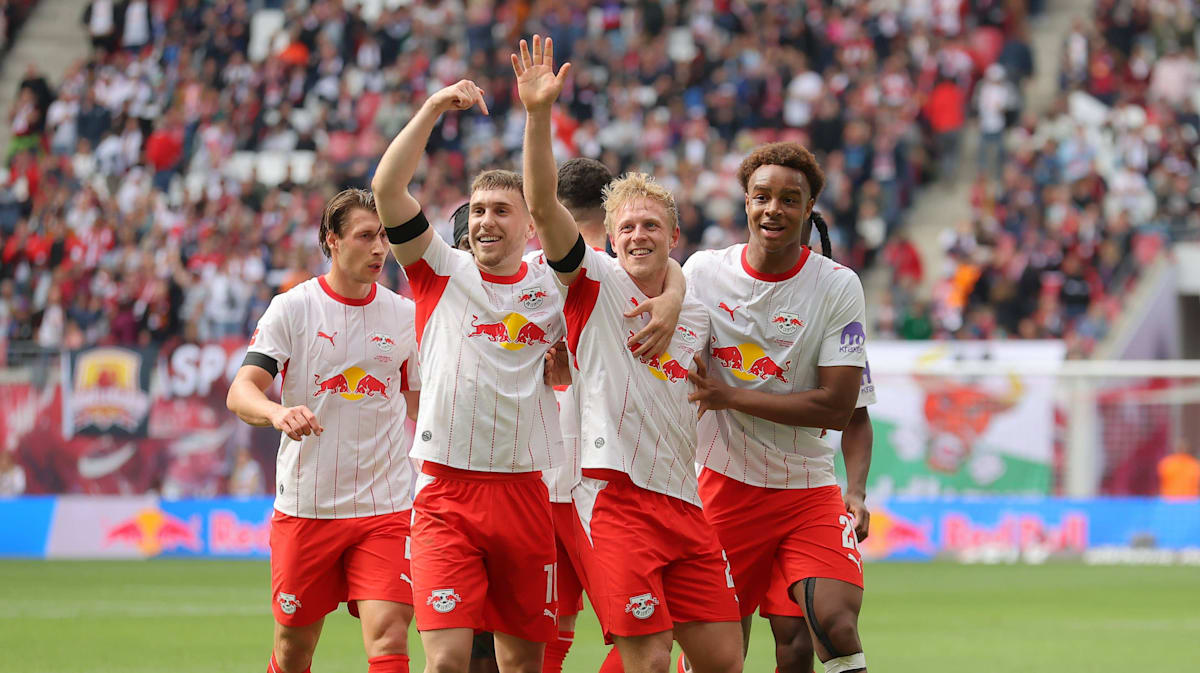 Schlager shows once again what Leipzig is losing in him.