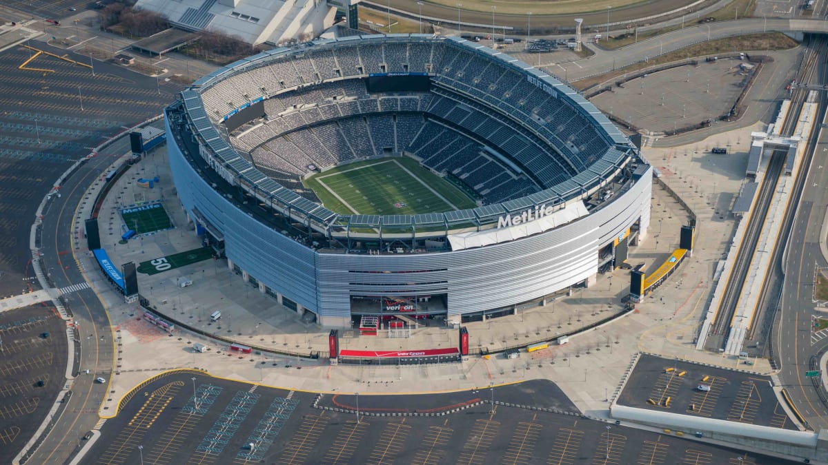 -ber-60-000-Ticketanfragen-f-r-den-deutschen-Fanblock