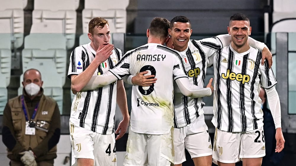 Gute Laune: Cristiano Ronaldo & Co. feiern einen der Juve-Treffer.
