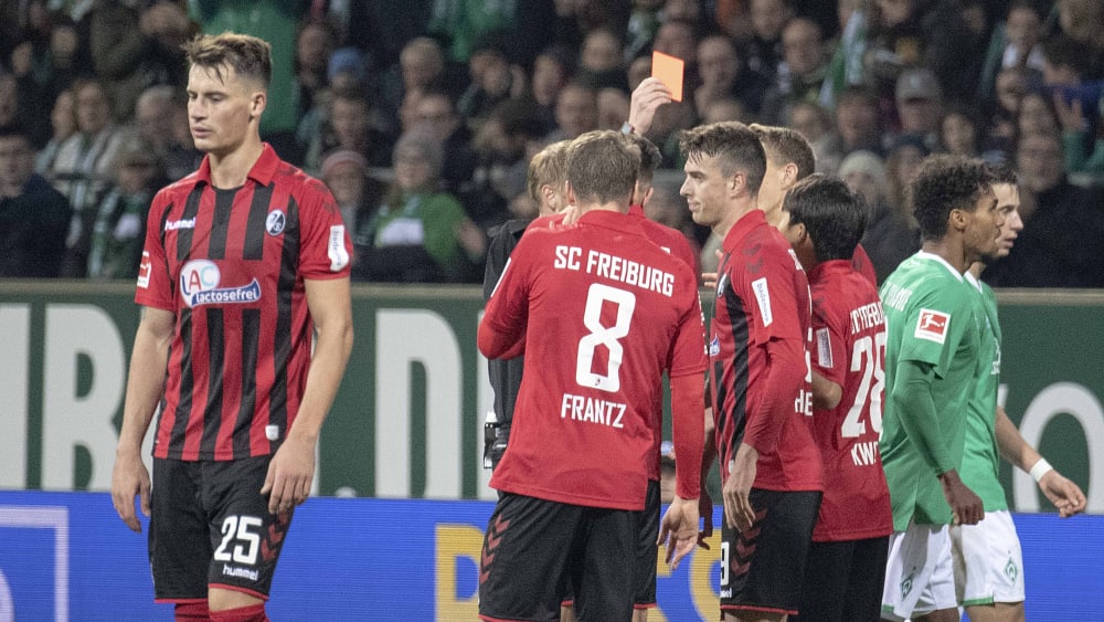 Janik Haberer (Mitte) vom SC Freiburg