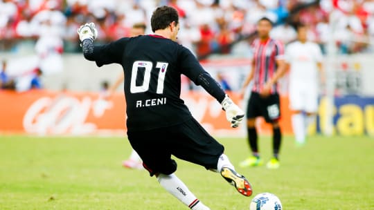 Freistöße konnte er treten, wie kaum ein anderer Keeper: Rogerio Ceni.