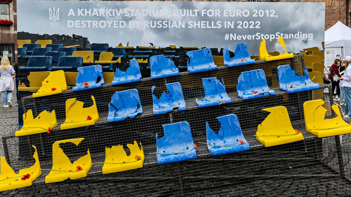 -Ich-w-rde-Infantino-raten-seinen-Elfenbeinturm-zu-verlassen-