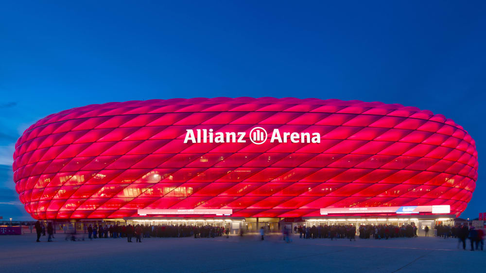 Die Allianz Arena in M&#252;nchen wird am Freitagabend zum Auftaktspiel der Bundesliga leer bleiben.
