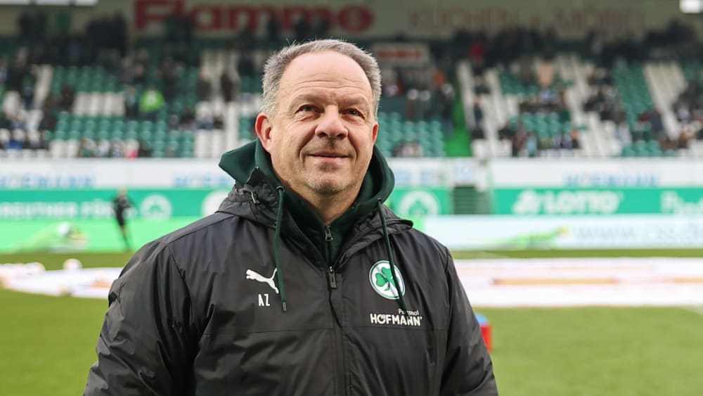 Fürths Trainer Alexander Zorniger blickt zuversichtlich in Richtung letztes Spiel des Jahres.