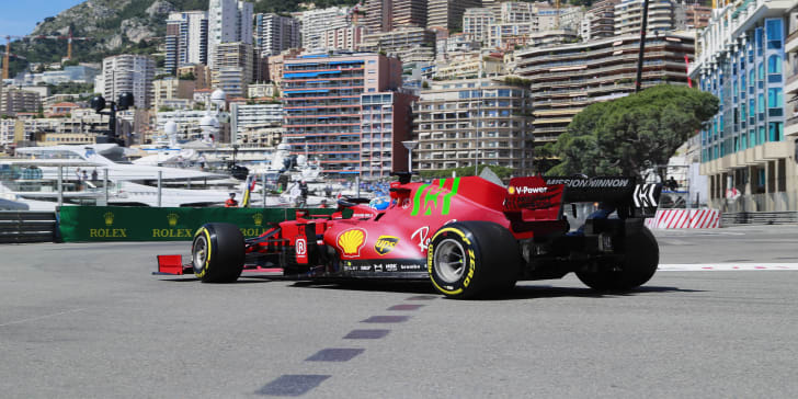 Ferrari-Pilot Charles Leclerc in seiner Heimat Monaco. 