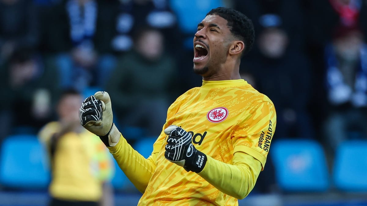 Frankfurter Torwartfrage: Kaua Santos spielt wohl auch gegen Stuttgart
