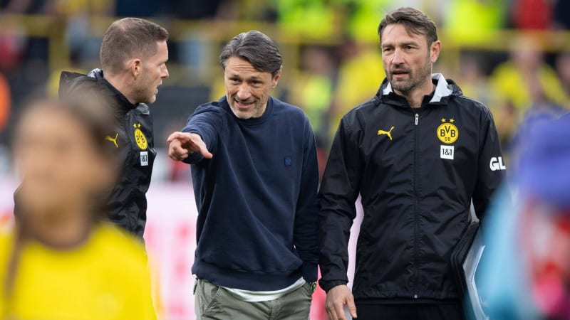 Final cheer Borussia Dortmund, Coach Niko KOVAC (DO), Co-Coach Robert KOVAC (DO) Cheers, jubilation, joy, cheers, Soccer 1 Bundesliga, 32 Matchday, Borussia Dortmund (DO) - VfL Wolfsburg (WOB) 4-0 on 03.05.2025 in Dortmund, Germany. DFL regulations prohibit any use of photographs as image sequences and or quasi-video  *** Final cheer Borussia Dortmund, Coach Niko KOVAC DO , Co-Coach Robert KOVAC DO Cheers, jubilation, joy, cheers, Soccer 1 Bundesliga, 32 Matchday, Borussia Dortmund DO VfL Wolfsburg WOB 4 0 on 03 05 2025 in Dortmund, Germany DFL regulations prohibit any use of photographs as image sequences and or quasi-video Â