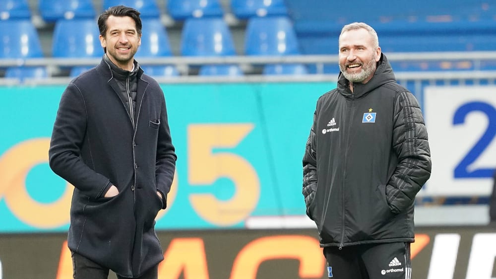 Leben das gegenseitige Vertrauen vor: HSV-Sportdirektor Jonas Boldt (l.) und Coach Tim Walter.