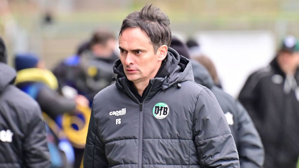 Schaffte es nicht, beim abstiegsbedrohten VfB Lübeck eine Trendwende einzuleiten: Ex-Trainer Florian Schnorrenberg.