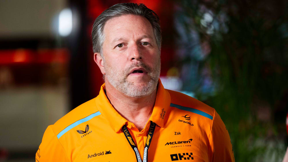 Geschäftsführer Zak Brown bleibt McLaren treu.