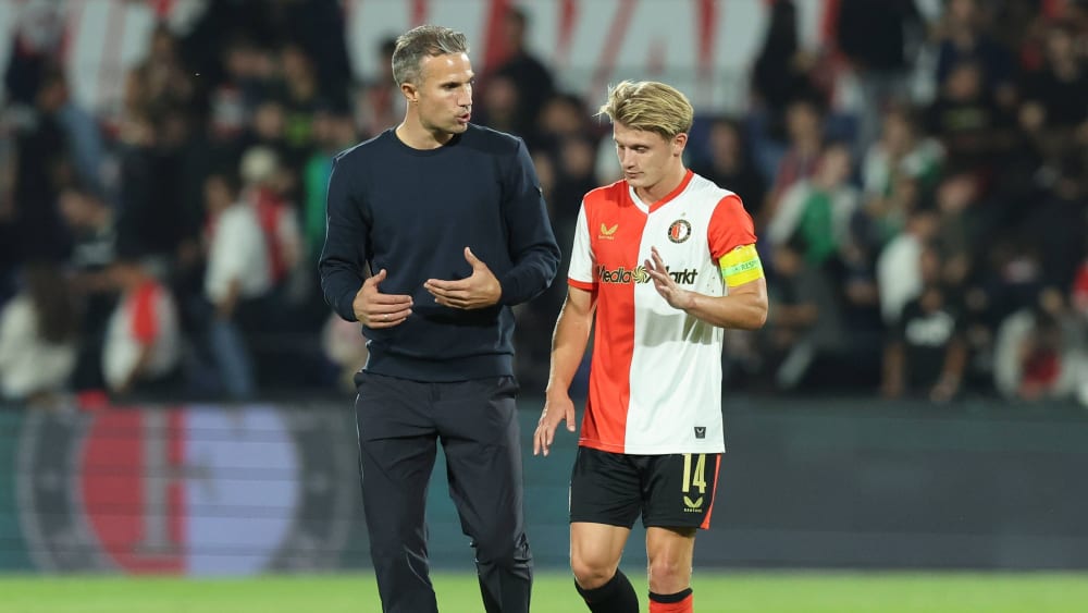 Robin van Persie mit seinem Kapitän Sem Steijn.