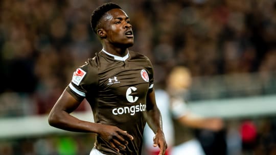 Gestern St. Pauli, morgen Rotterdam: Christian Conteh wechselt zu Feyenoord in die Niederlande.