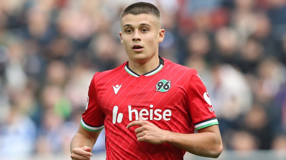 Macron Hannover 96 Auswärtstrikot 2025/26 - Eco Micromesh