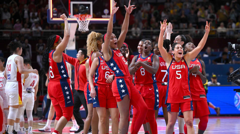 Die US-Frauen freuen sich über WM-Gold.