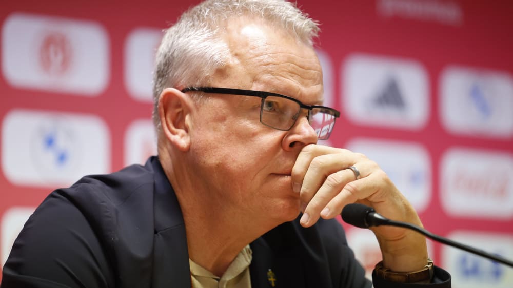 Emotional betroffen: Schwedens Nationaltrainer Janne Andersson.