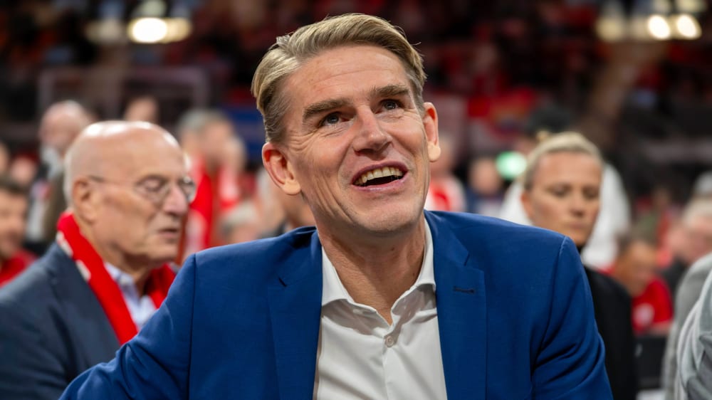 Will die Strukturen und den Kader verbessern: Bayern-Sportdirektor Christoph Freund.