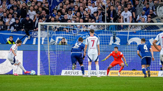 Traf per Strafstoß zum zwischenzeitlichen Ausgleich: Dawid Kownacki.