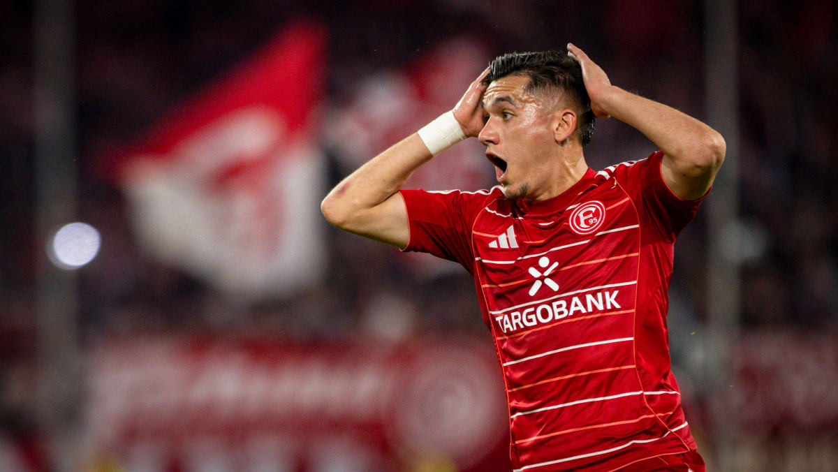 Muskelb-ndelriss-Alexandropoulos-fehlt-D-sseldorf-l-nger
