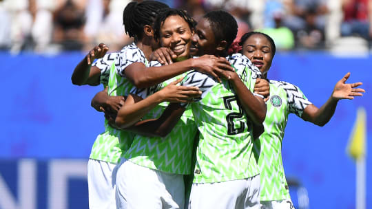 Ausgiebiger Jubel: Nigerias Frauen-Nationalteam feiert das Führungstor gegen Südkorea - und am Ende einen 2:0-Erfolg.