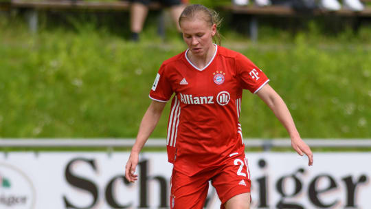 Laura Donhauser ist künftig für den 1. FC Köln am Ball.