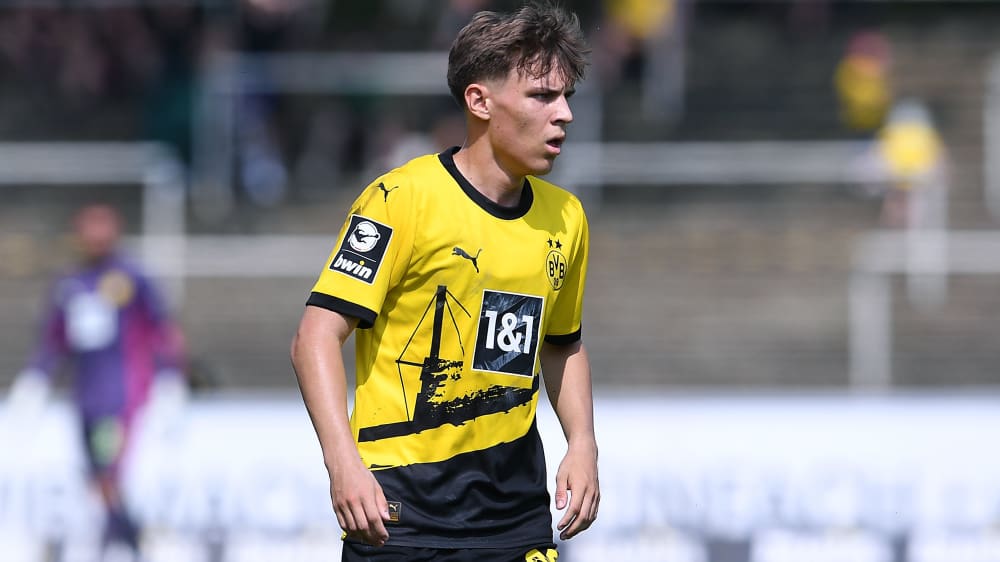 Mittelfeld: Julian Hettwer (Borussia Dortmund II)