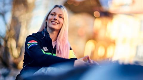 Erste Skirennläuferin aus Südafrika