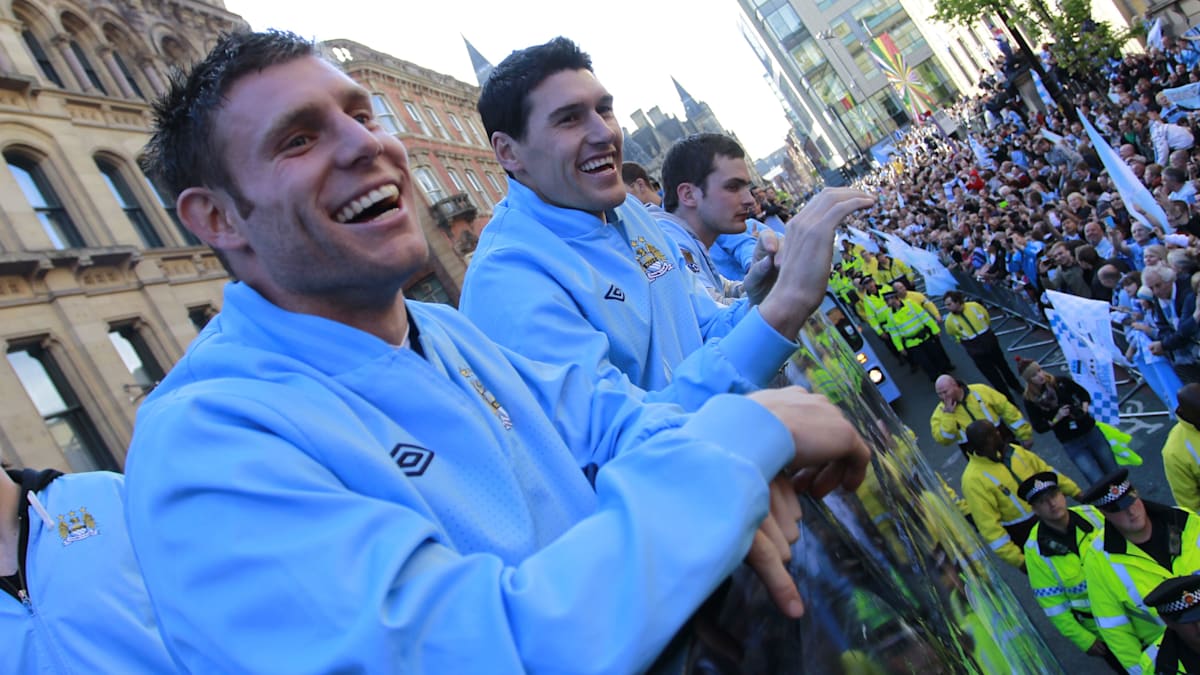 Zwei-Freunde-an-der-Spitze-Wird-Milner-heute-zum-Premier-League-Rekordspieler-