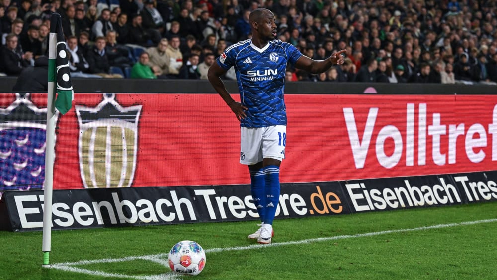 Eine seiner Ecken gegen Hannover führte zu einem Volltreffer, den Darmstadt-Doppelschlag wird Christopher Antwi-Adjei nun aber verpassen.