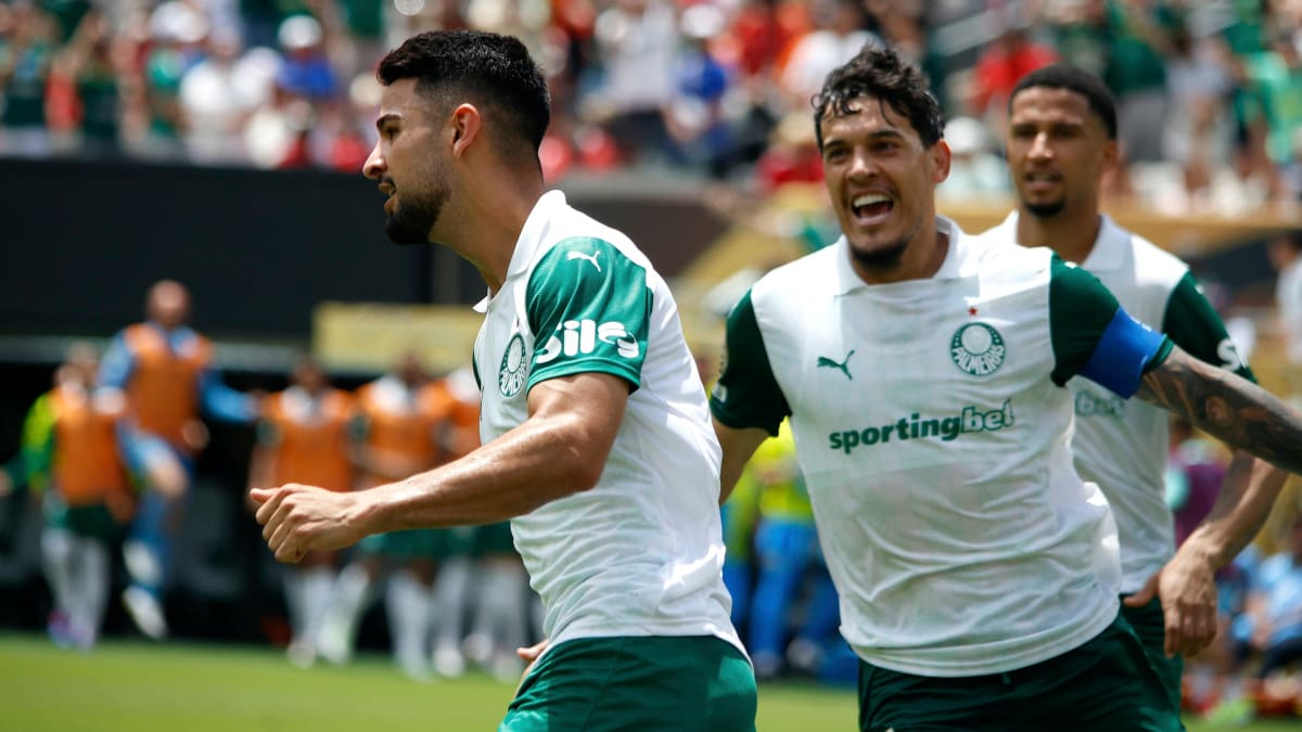 VAR-Drama-und-Eigentor-Palmeiras-feiert-Sieg-gegen-Al-Ahly