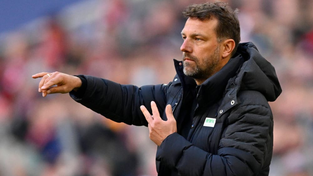 Markus Weizierl wird nach gesichertem Klassenerhalt Trainer des FC Augsburg bleiben.