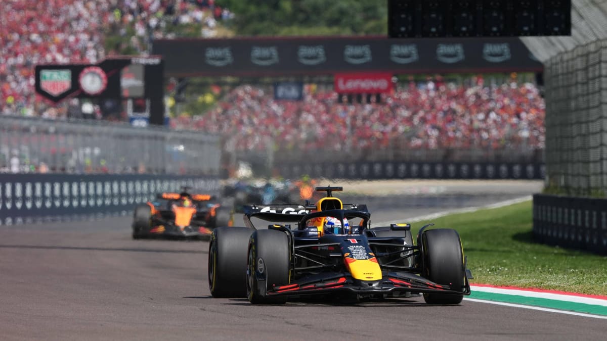 Beide McLaren zu langsam: Verstappen siegt in Imola