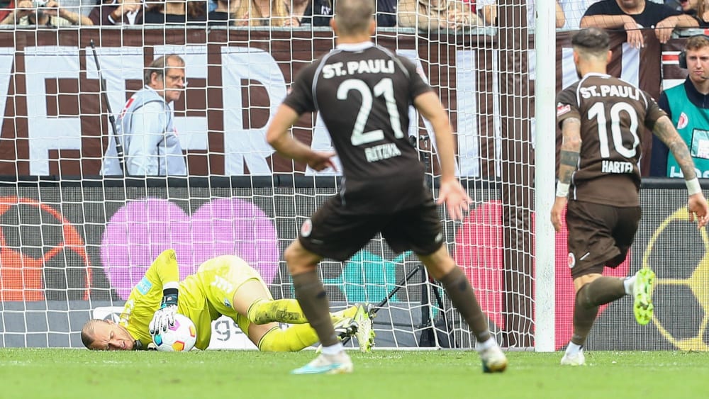 Magdeburgs Keeper Reimann brachte den FC St. Pauli zur Verzweiflung.