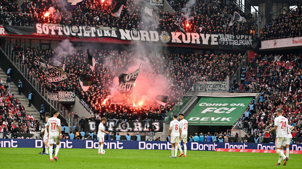 Gladbacher Fans beim Spiel in Köln am 22. Oktober diesen Jahres.