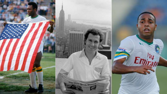 Pelé und Franz Beckenbauer standen für die alten, Yohandry Orozco (v.l.) stand für die neuen New York Cosmos.