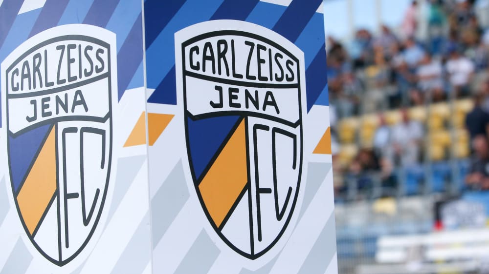 &#220;bernimmt die Spielrechte des FF USV: Carl Zeiss Jena.