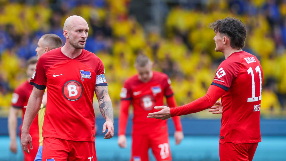 Hatten nach der ersten Halbzeit Gesprächsbedarf: Toni Leistner und Fabian Reese.