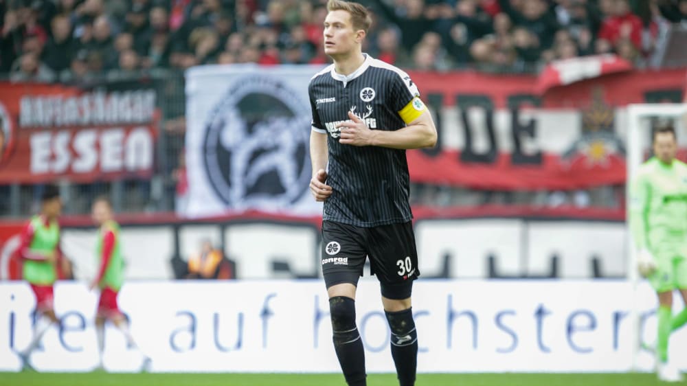 Freut sich auf die neue Herausforderung bei der Fortuna: Abwehrkante Jannik L&#246;hden.